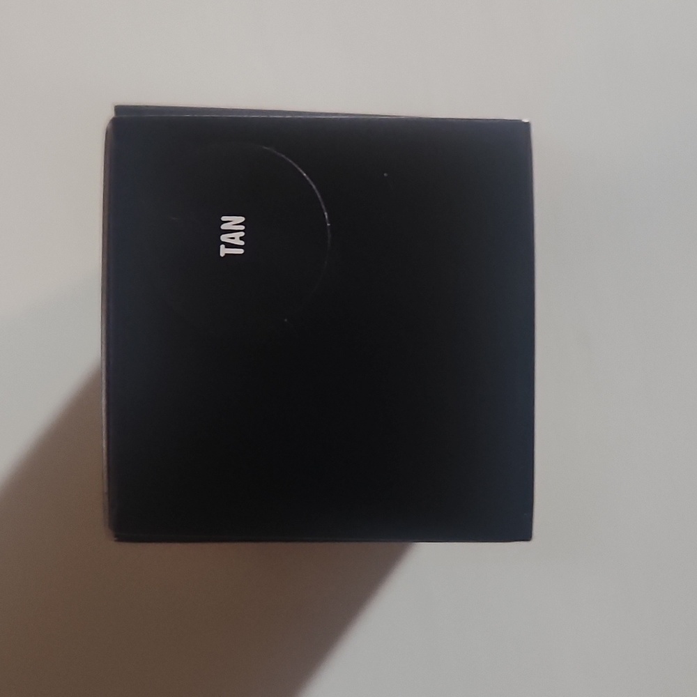 MAC Tan Pigment - Picture 6 of 7